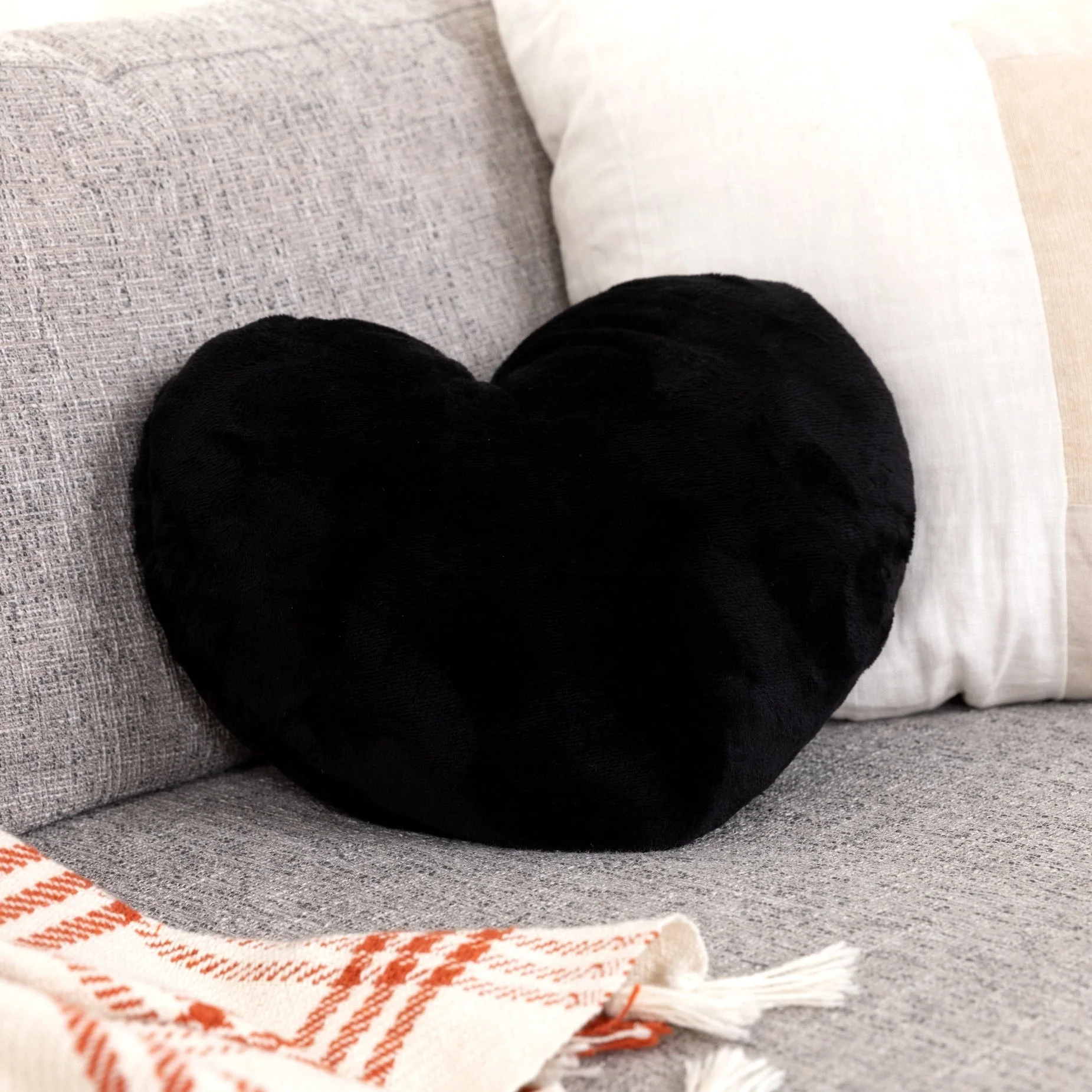 The Heart to Hug Pillow - Black - Image 3